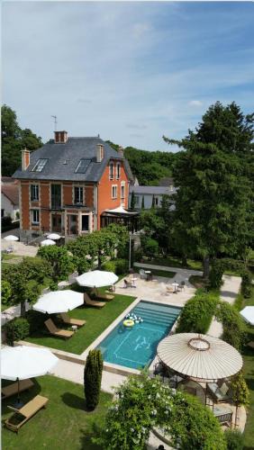Lesches Apartment | LA GRANDE MAISON LGM