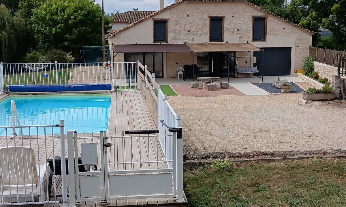 Montfermier House | La grange des plagnettes Group gite Capacity 12 to 15personnes
