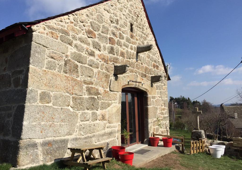 Peyre-en-Aubrac House | La Grange de Grandviala