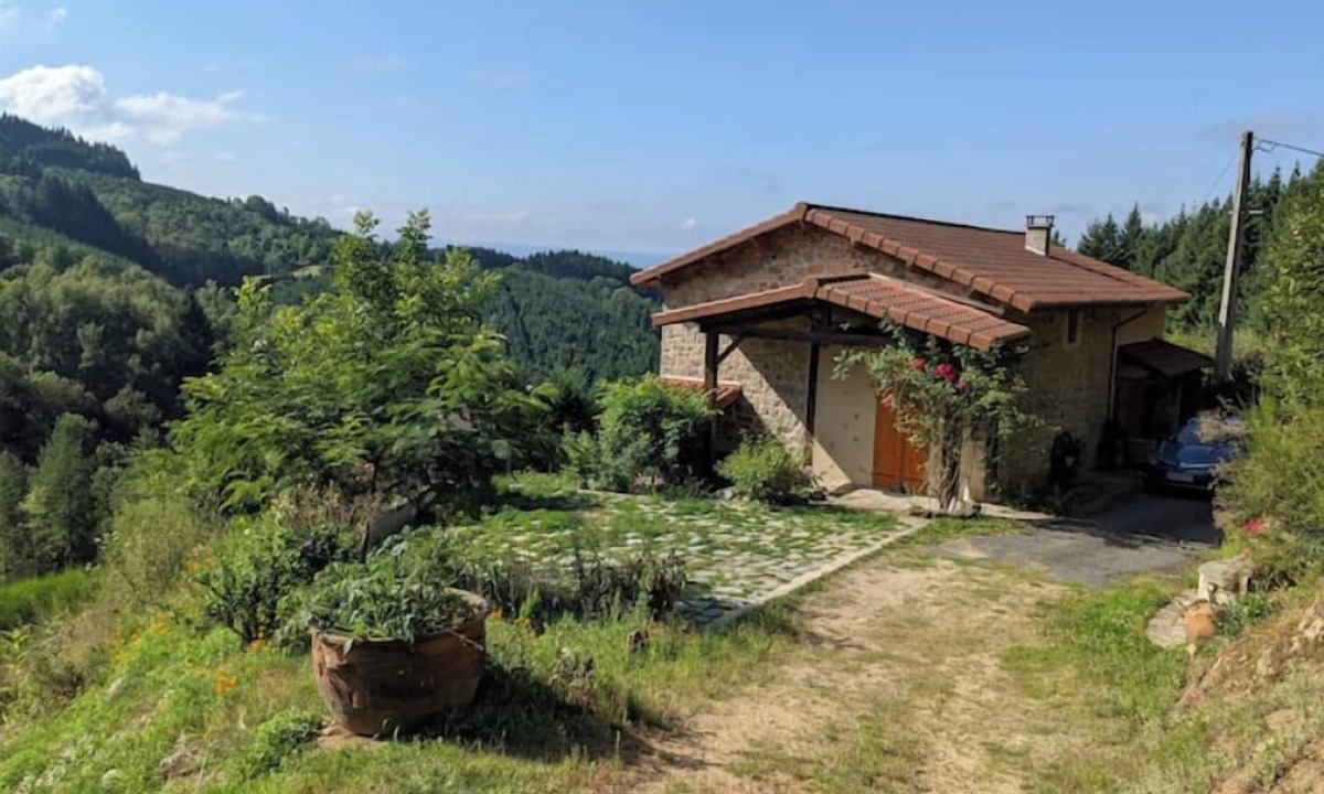 Escoutoux House | La Grange, self-catering cottage in the heart of greenery (9/11 pers)