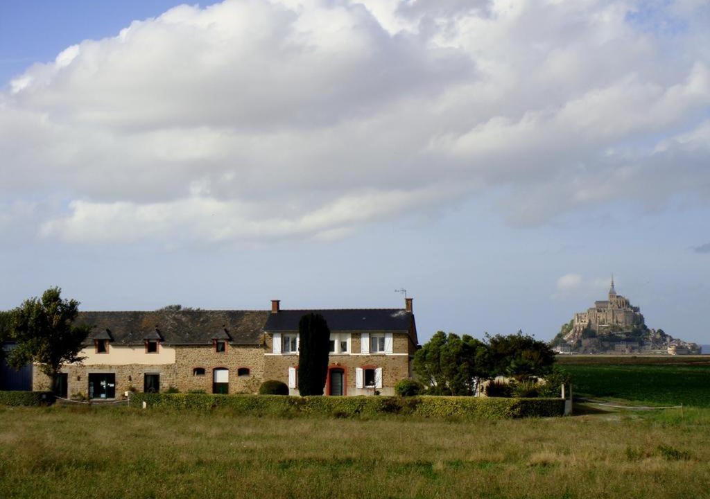 Pontorson Bed & Breakfast | La Jacotière