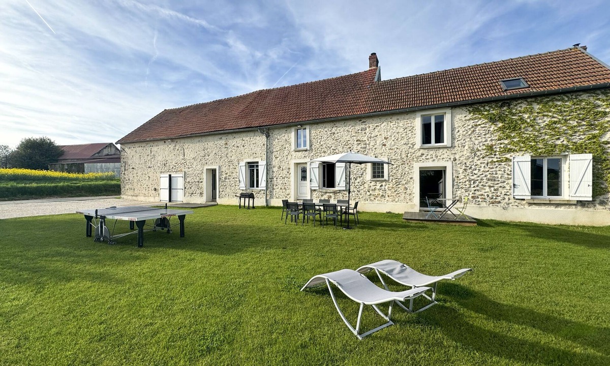 Le Gault-Soigny House | La Longère Champenoise
