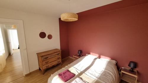 Arbois Apartment | La maison aux volets bleus