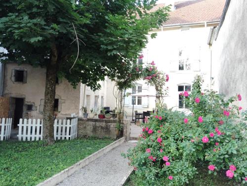 Neufchateau Bed & Breakfast | La Maison d'Adèle