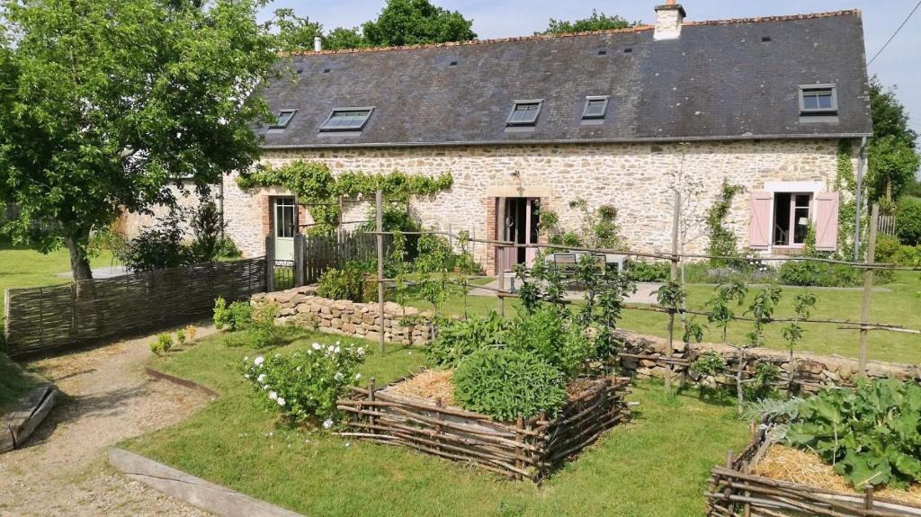 Plumergat House | La maison d'Alcime