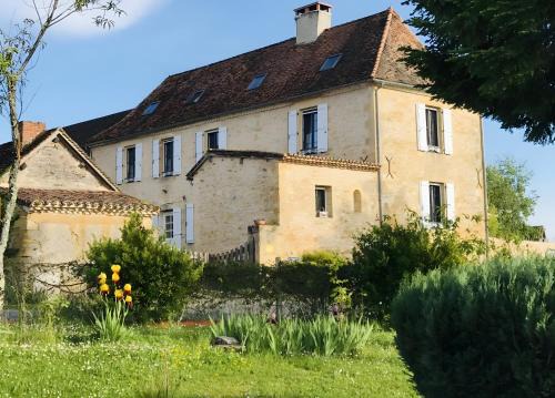 Saint-Jory-las-Bloux House | La Maison Des Deux Cantous