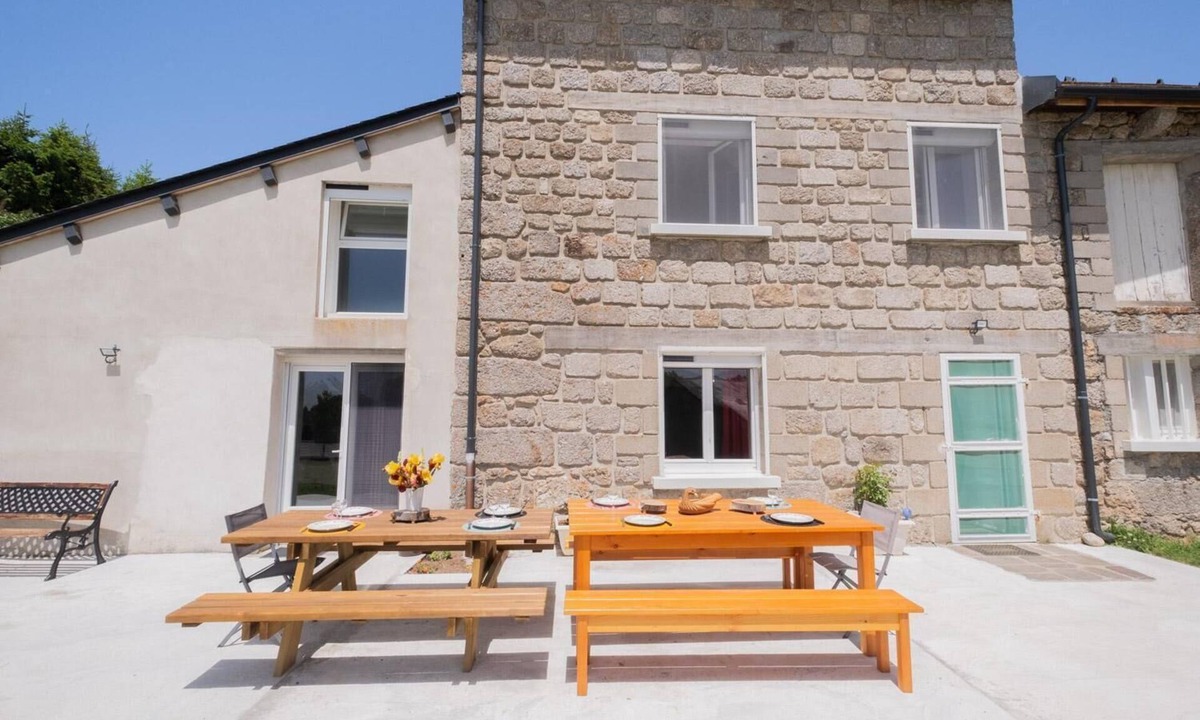 Sainte-Eulalie House | La Maison de Pierrou 11/12 persons