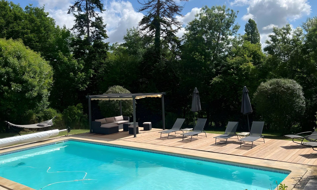 Penne-d'Agenais House | La Maison du Jardin – Country Estate with Large Pool and Wi-Fi
