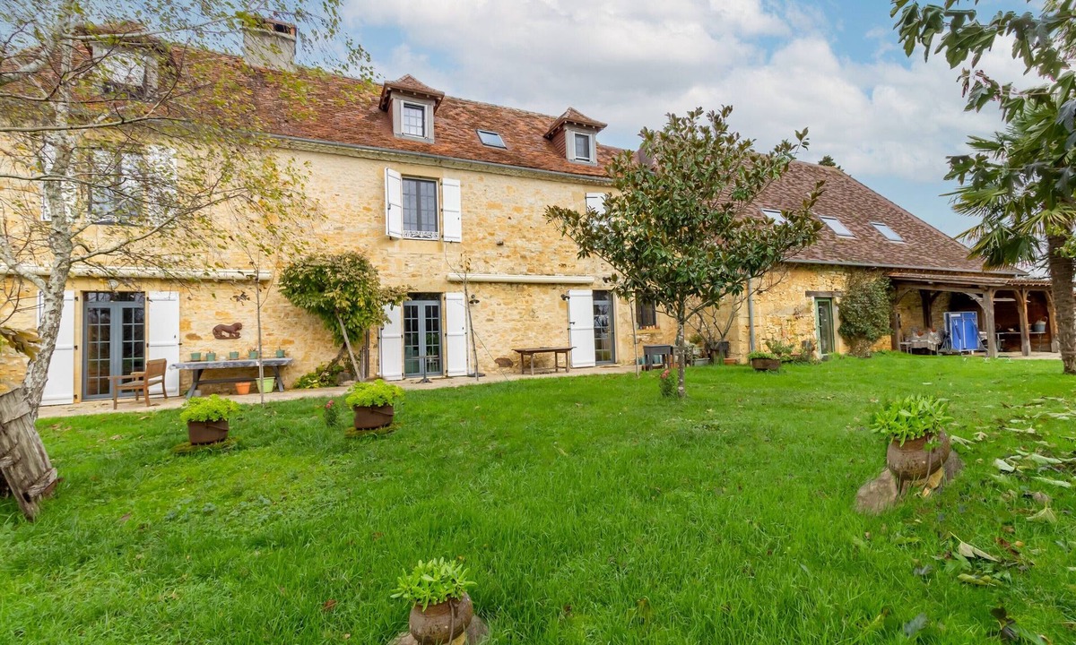 Saint-Jory-las-Bloux Bed & Breakfast | La Maison des Deux Cantous – Exotic Guest Rooms