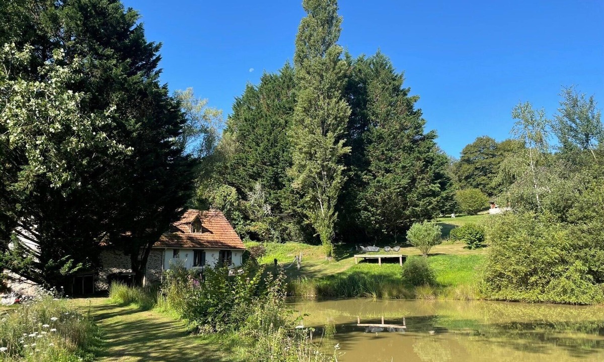 Saint-Paul-la-Roche House | La maison d’Etang