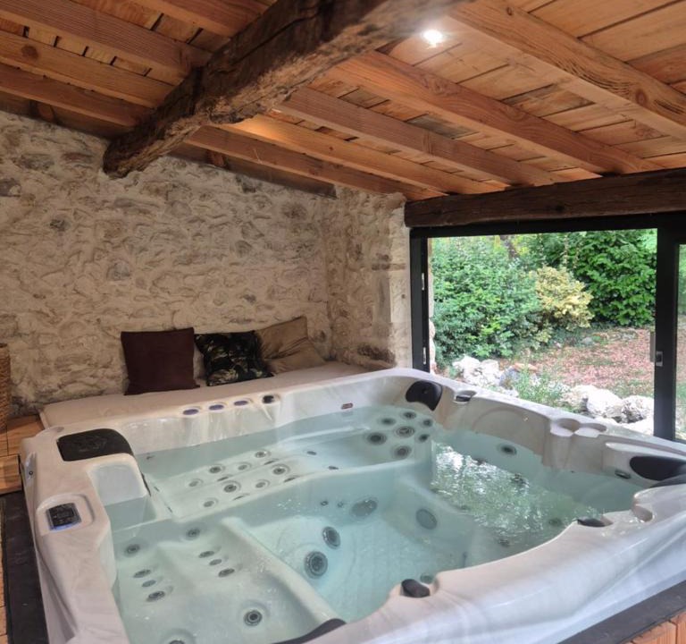 Penne-d'Agenais Apartment | La Maison Or Azur- Spa Jacuzzi- Terrasse - Vue Nature