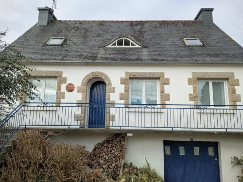 Saint-Nicolas-du-Pelem House | La Petite Maison Celtique