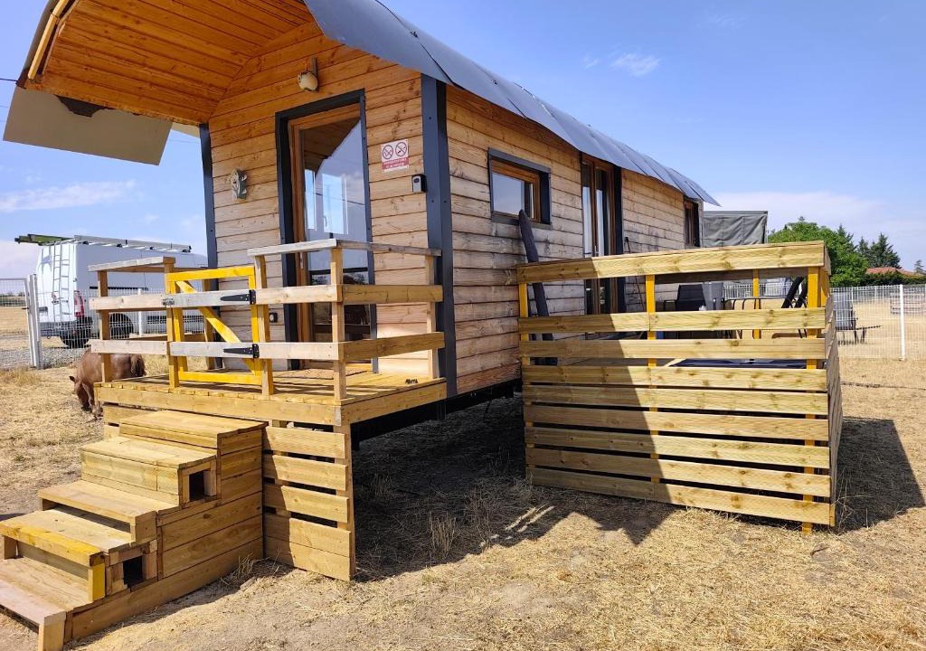 Teilhede Cabin | La roulotte des bougnats