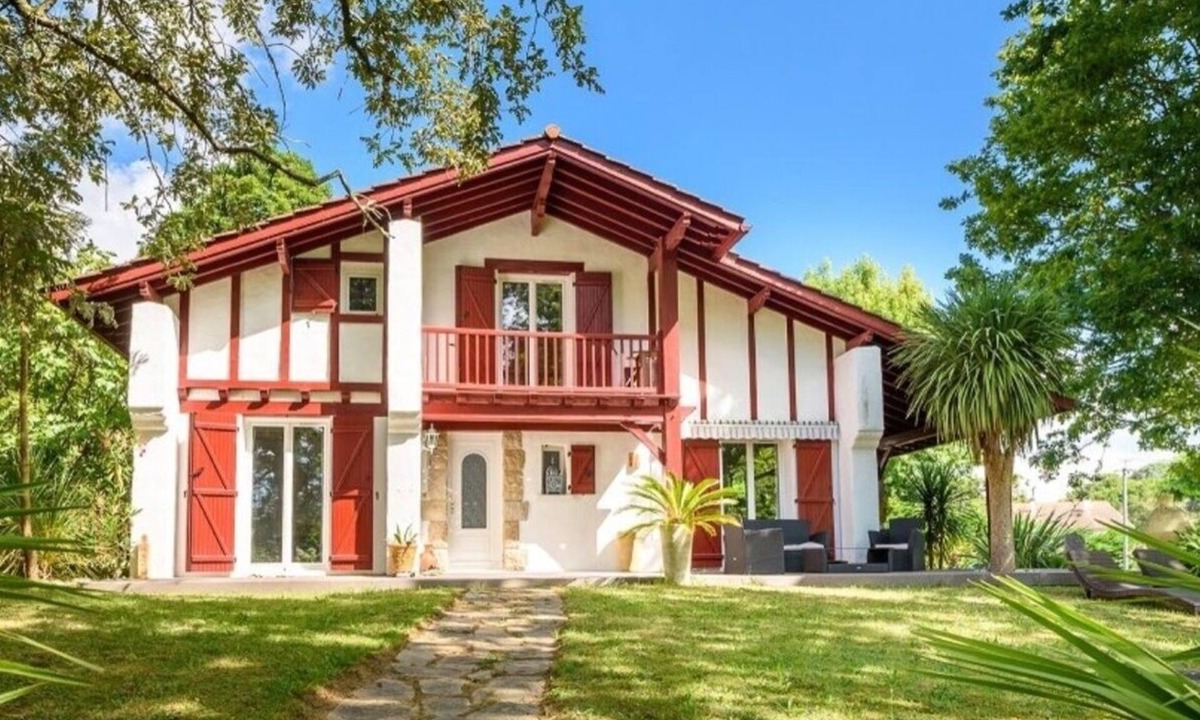 Saint-Pee-sur-Nivelle House | La Senpere - Avec sauna entre Océan & Montagnes