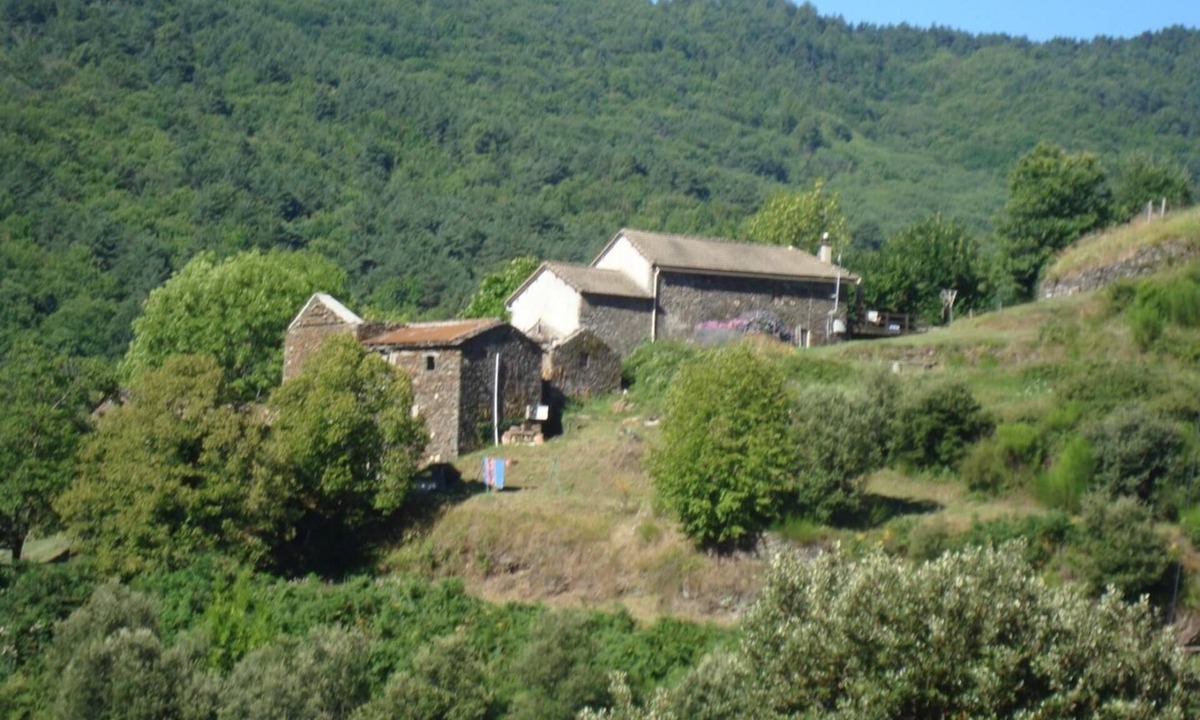 Saint-Hilaire-de-Lavit House | La Terrasse Neuve in La Teissonnière