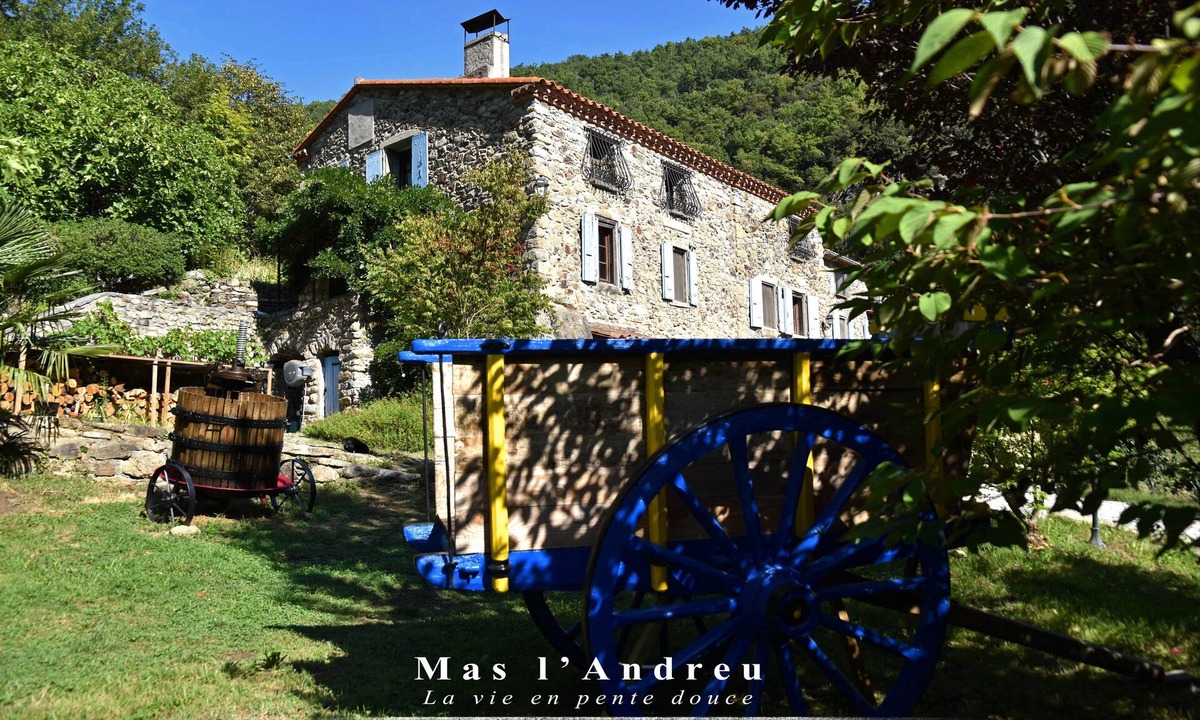 Corsavy House | La Vie en Pente Douce - Gîte Abbé Arnulphe* - A haven of peace in the mountains