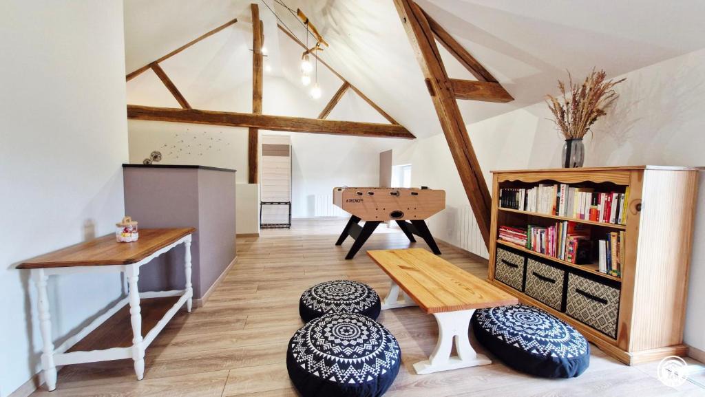 Villiers-Saint-Benoit House | La Virée Champêtre
