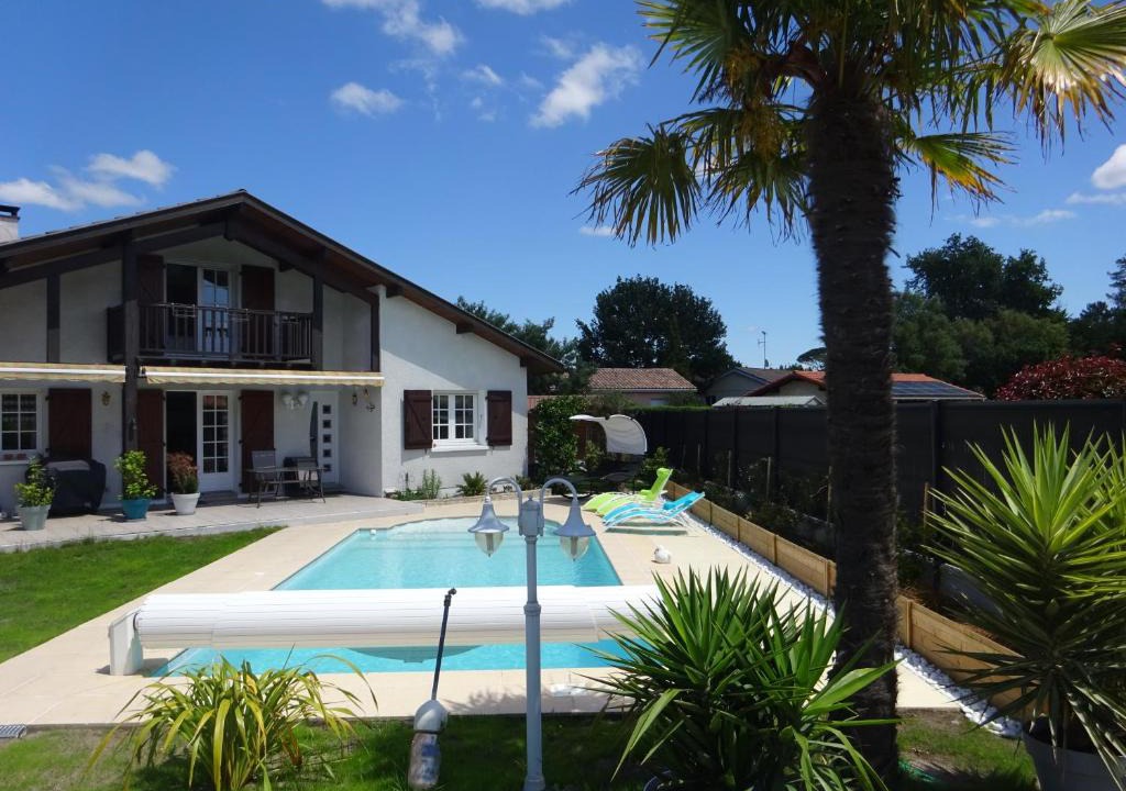 Azur Villa | Landaise chaleureuse idéale pour 1 couple, enfants