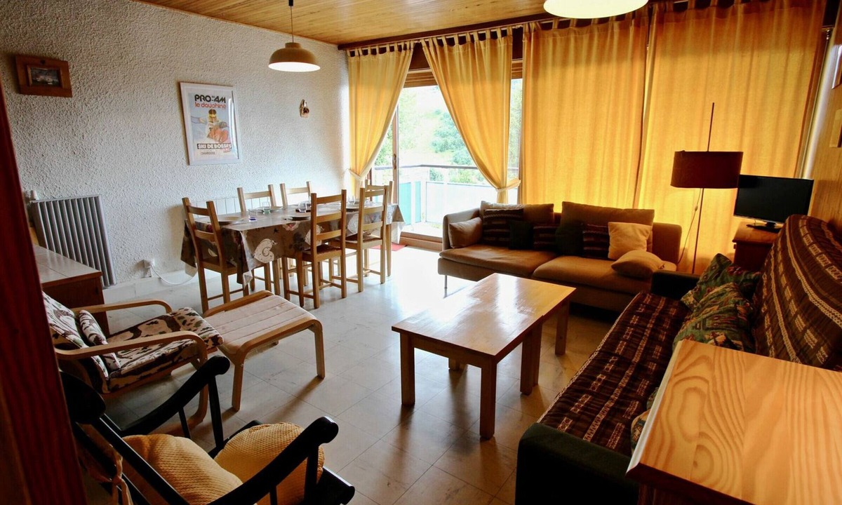 Chamrousse Apartment | Large 2-room apartment, south-facing balcony, pets allowed