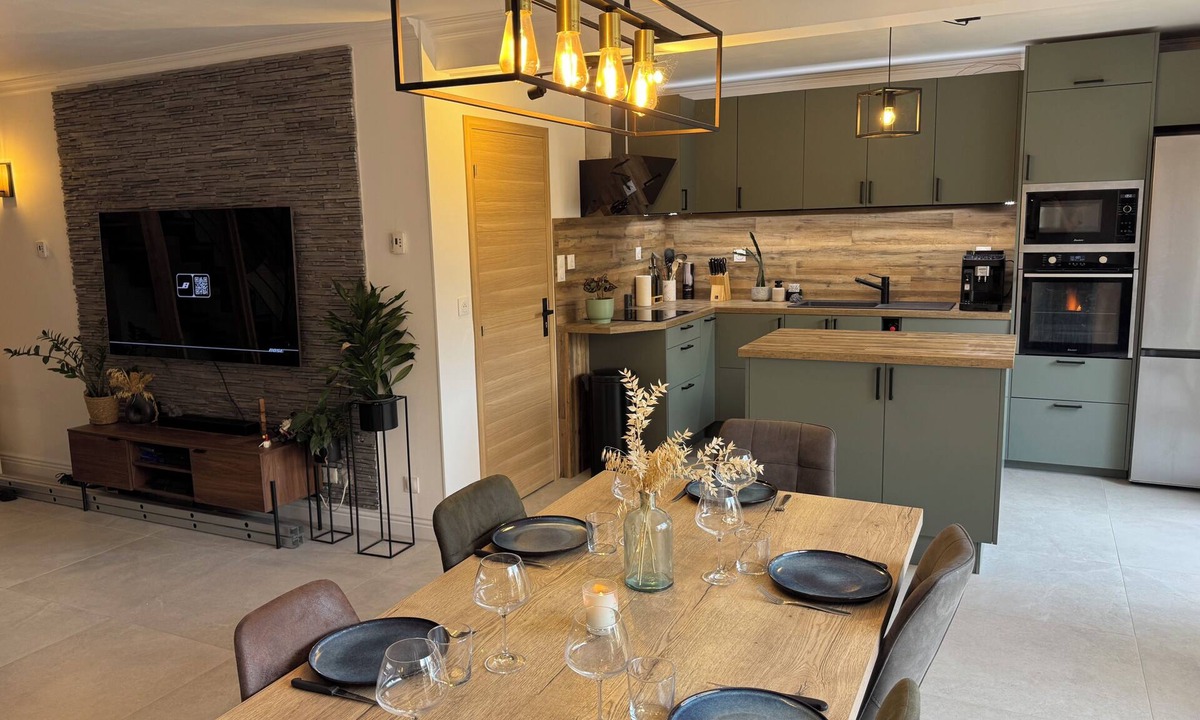 Miroir - Batignolles House | Large family home - Garden + parking