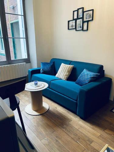 Bourges Apartment | Le Black and White studio centre-ville historique