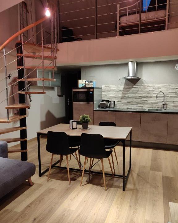 Sarreguemines Apartment | Le business, duplex moderne special PRO de passage