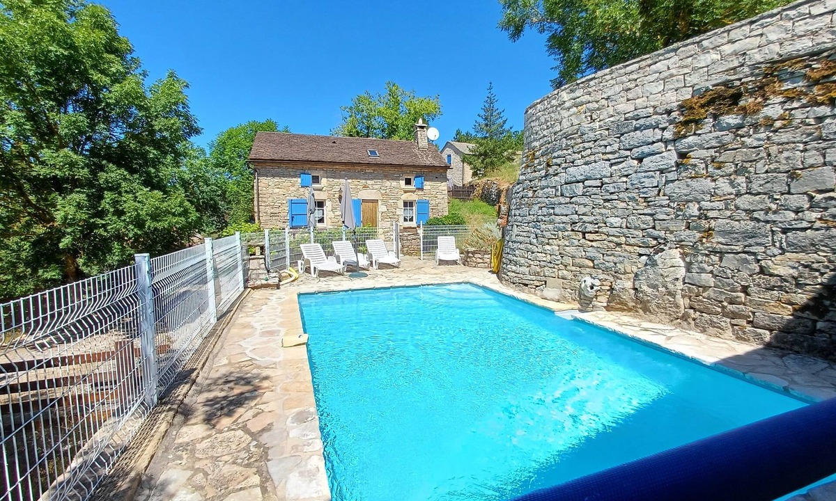 Hures-la-Parade Cottage | Le Cazal, Gîte de France 4 épis, private heated pool