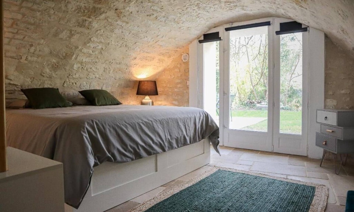 Senlis House | Le Cerf- Le Charme de la Campagne à 5 mn à Pied du Centre Ville Historique