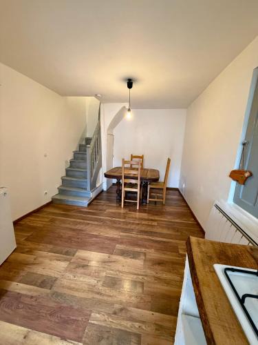 Vizille Apartment | le château