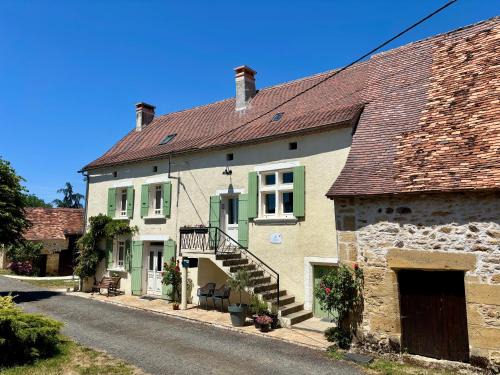 Saint-Sulpice-d'Excideuil Bed & Breakfast | Le Charme du Perigord - chambre & table d'hotes
