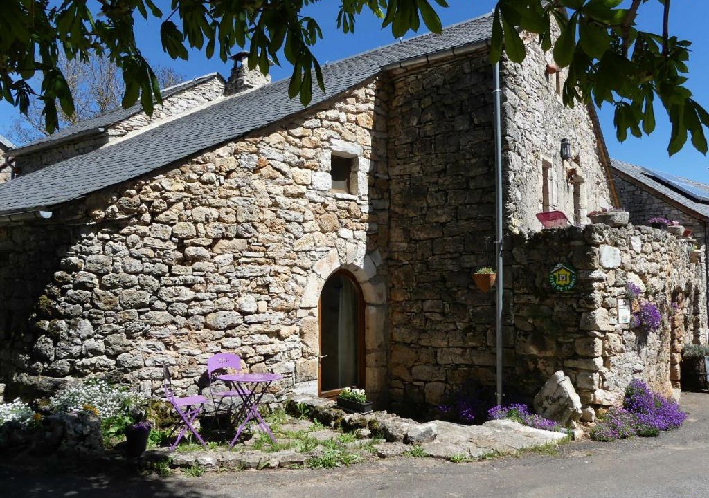 Mas-Saint-Chely House | Le clapas