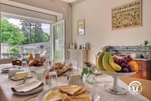 Theix-Noyalo Bed & Breakfast | Le clos des sittelles