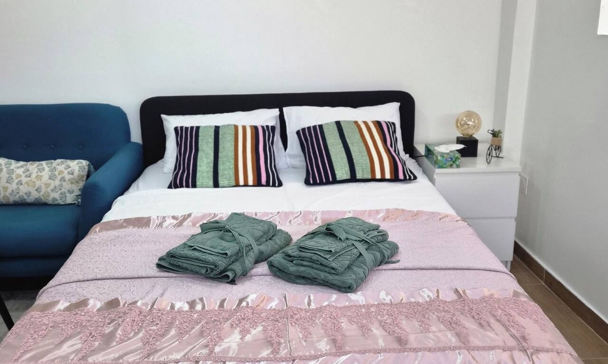 Champs-sur-Marne Apartment | Le Cocon Outbuilding