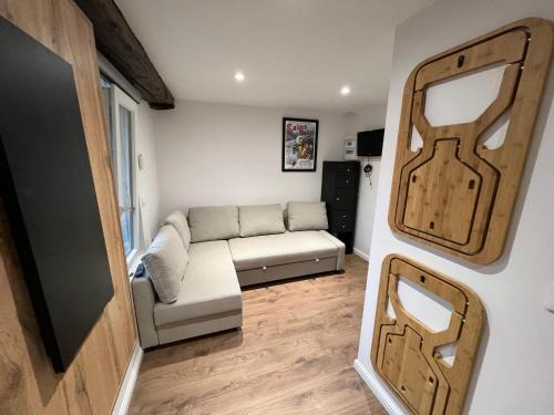 Salins-les-Bains Apartment | LE COQUET hyper centre climatisé