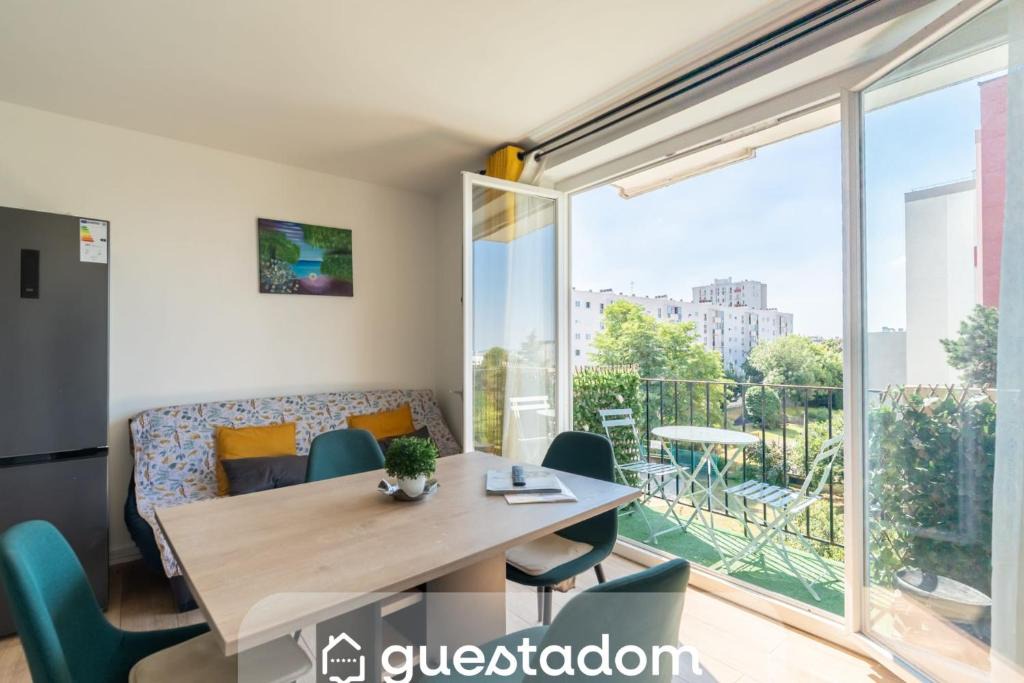 Haut du Mont-Mesly Apartment | Le Crépuscule - Wifi - Balcon