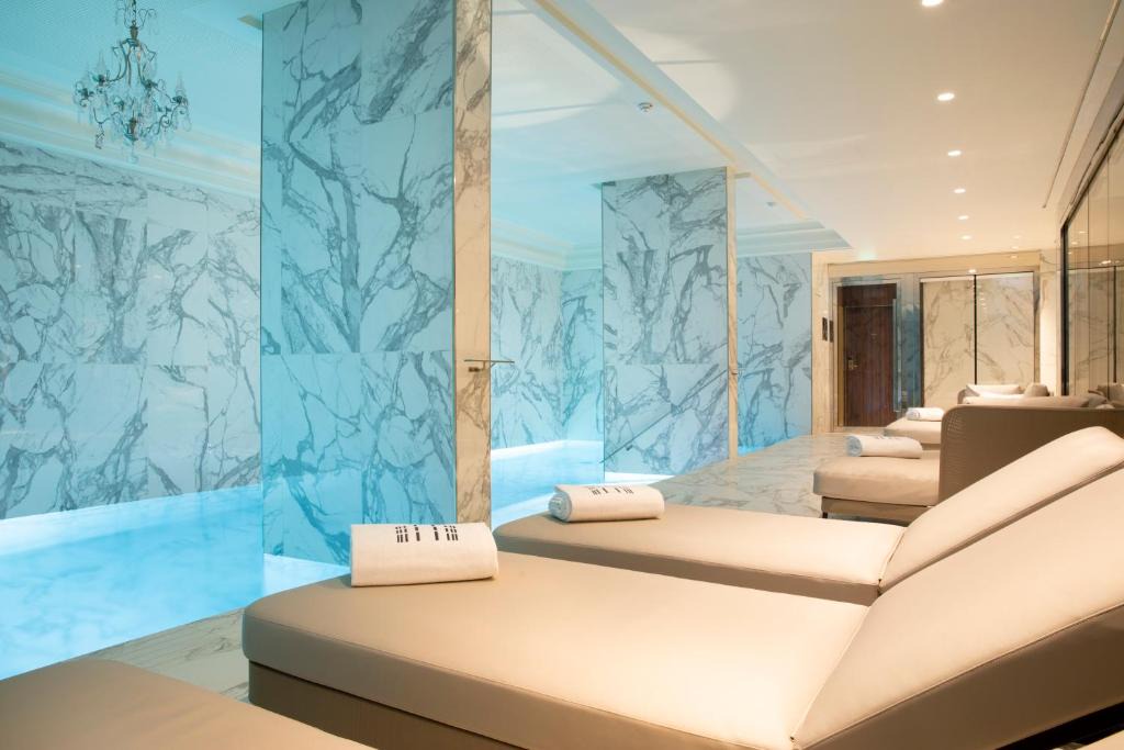 Champs-Elysees Hotel | Le Damantin Hôtel & Spa