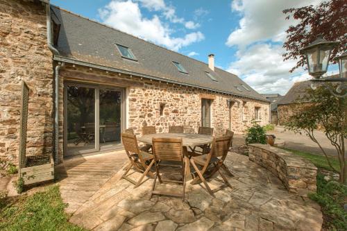 Bourgon House | Le Domaine de la Brécinière - Jolie longère pour 15