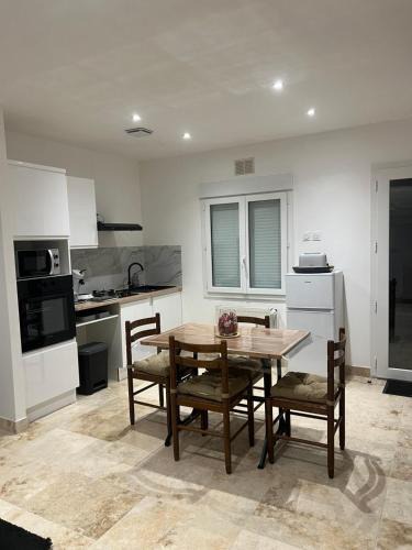 Saint-Pere-sur-Loire Apartment | Le Gîte du Château
