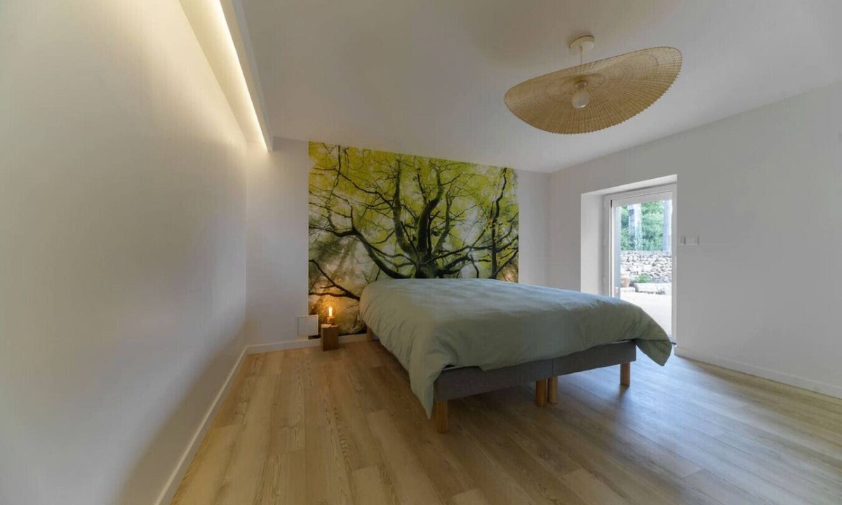 Saulcet Apartment | Le Grand Penaud - Large air-conditioned designer duplex apartment