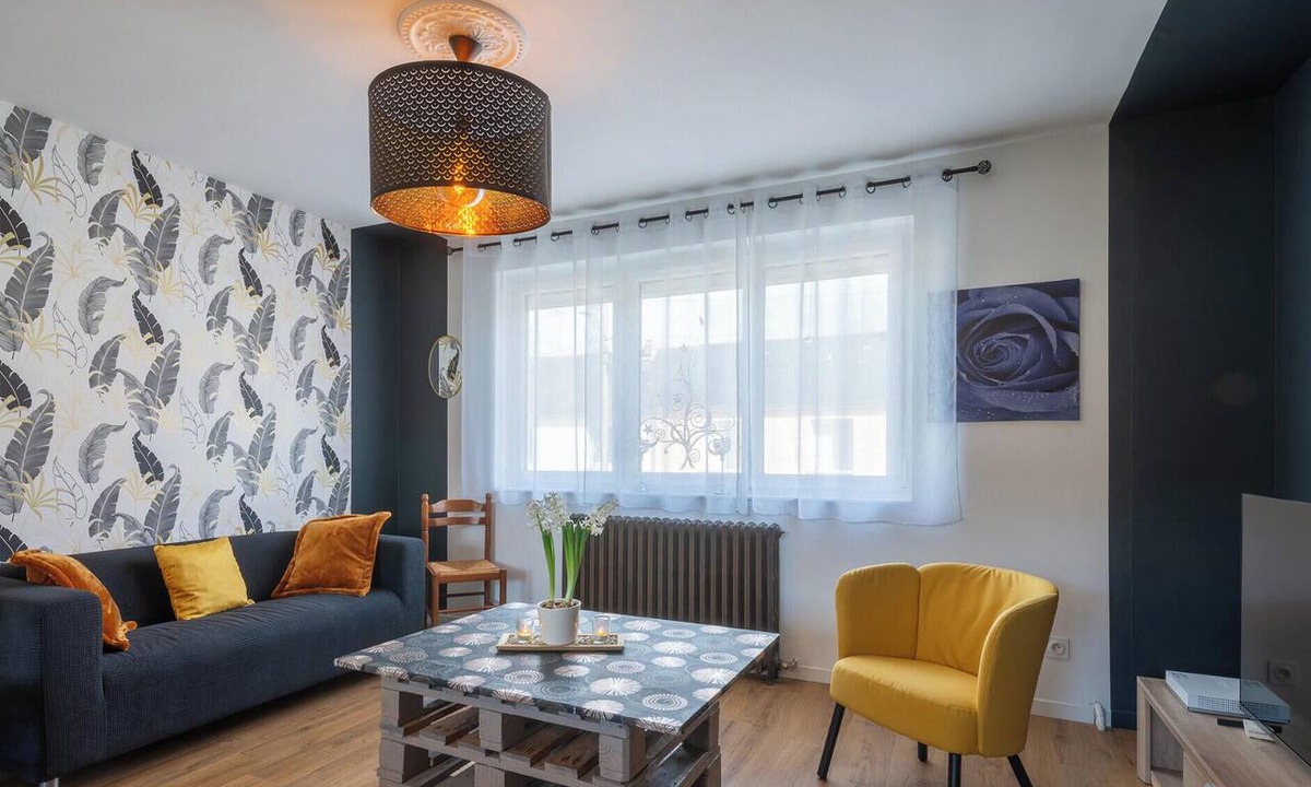 Laval House | Le Jovia - Cour extérieure - Wifi