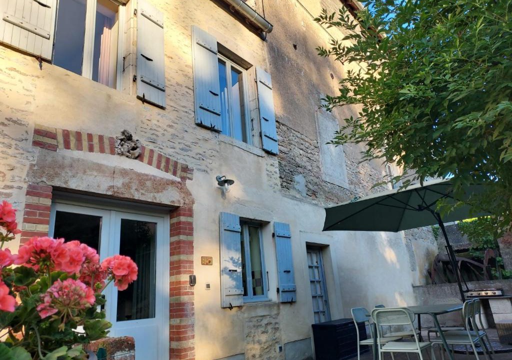 Saint-Jean-de-Vaux House | Le Liboureau