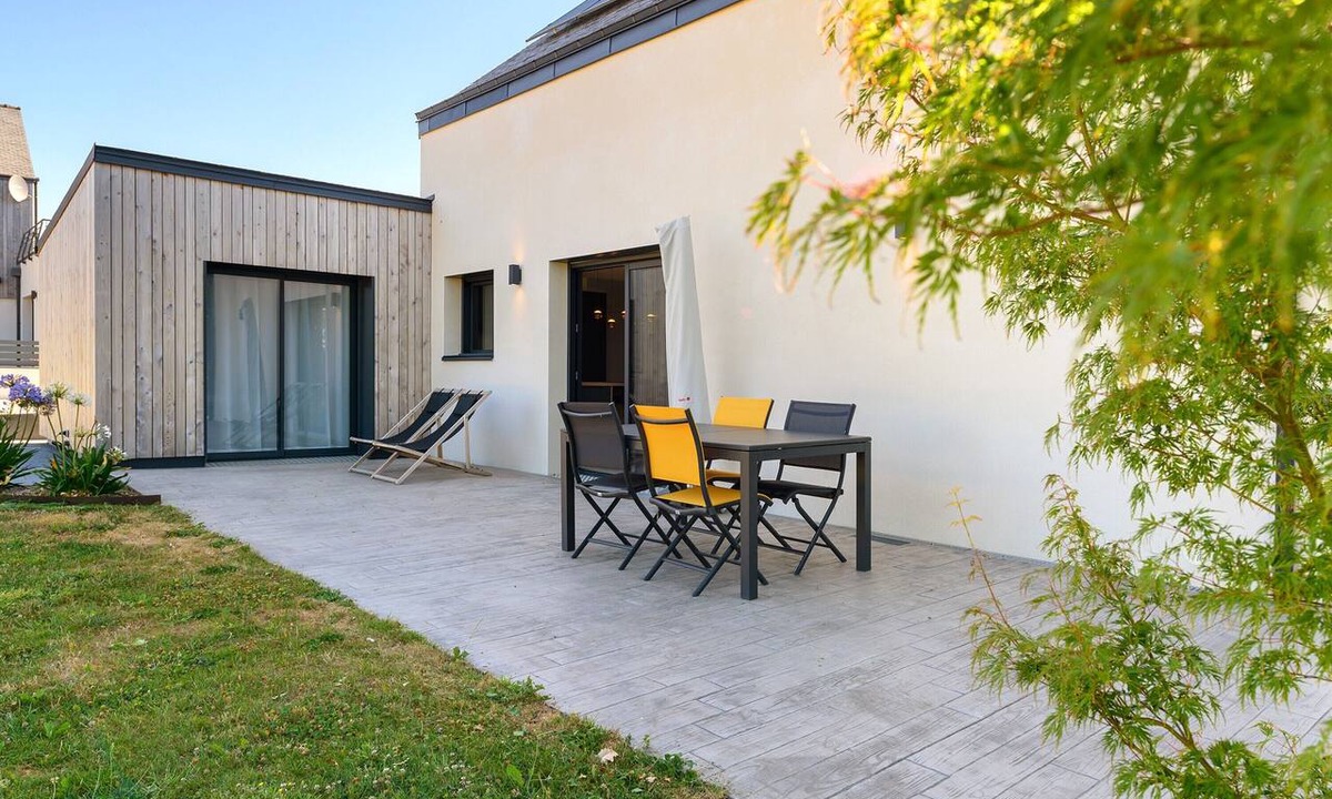 Sainte-Anne-d'Auray House | "Le Lodge Sainte Anne" open to the countryside
