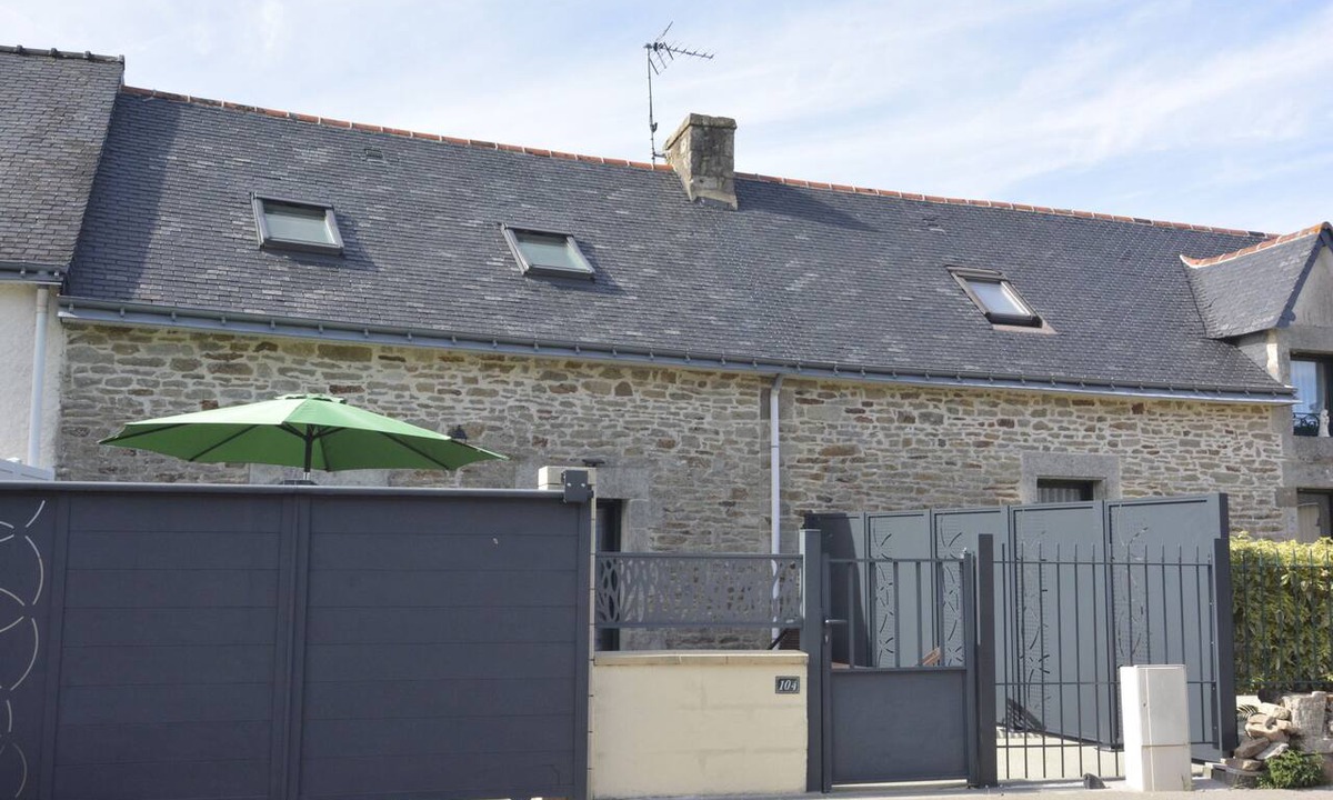 Queven House | Le Magnolia—A Charming Vacation Rental in Quéven, Morbihan