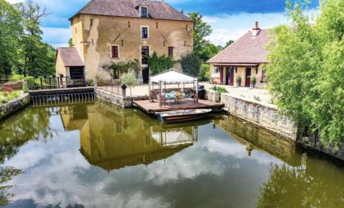 Saint-Pierre-les-Etieux House | Le Moulin de Gâteau
