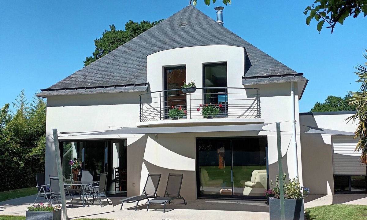 Bignan House | LE NID BRETON