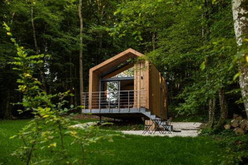 Saint-Hilaire-les-Andresis Ski Chalet | Le Nid d'Andrésis