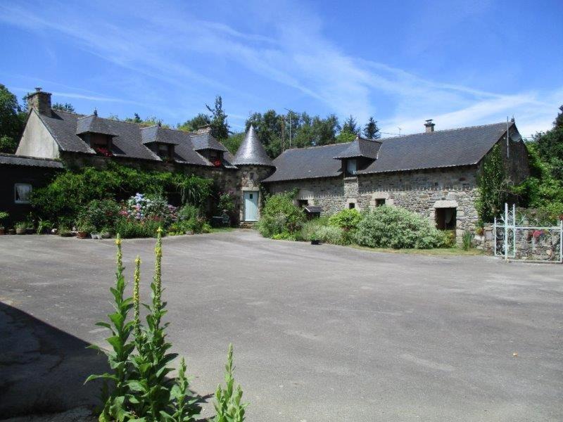 Noyal-Pontivy Apartment | Le Petit Chateau, Matisse