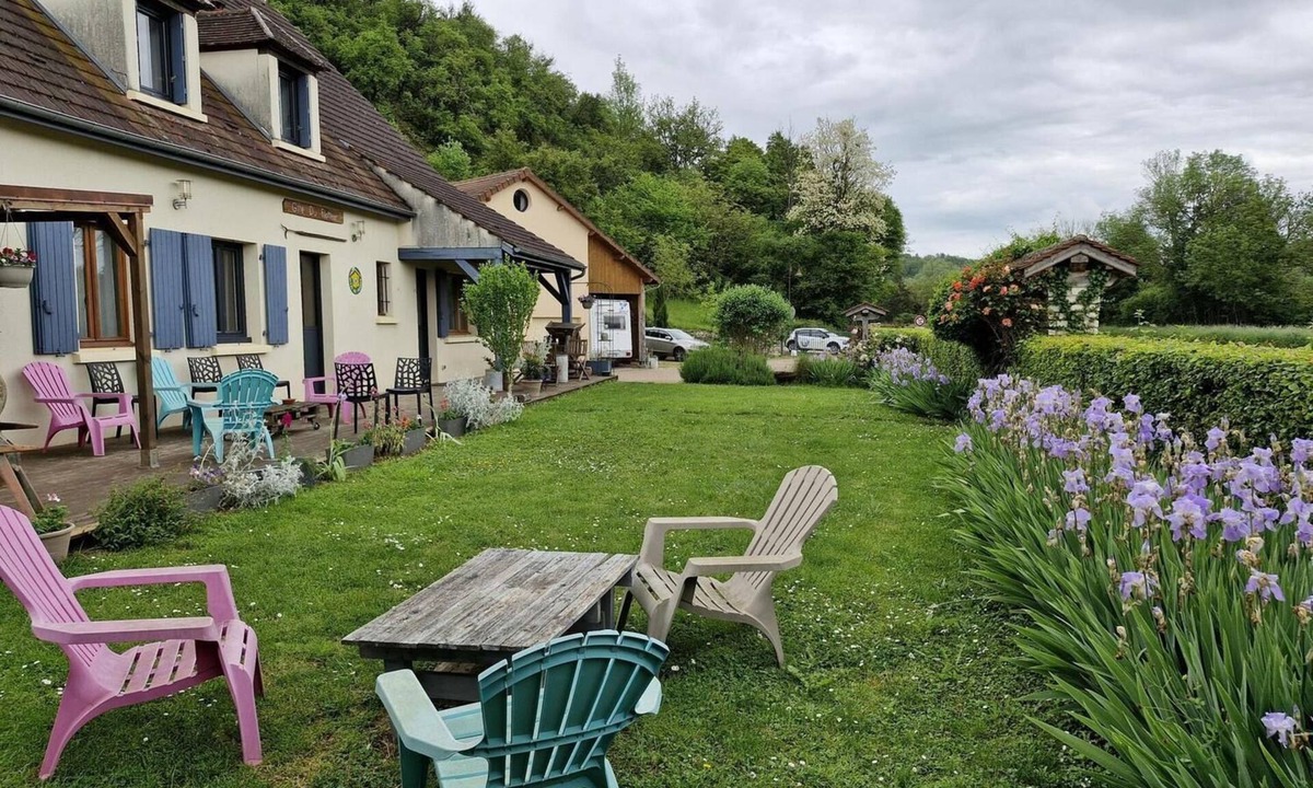Chevroches Bed & Breakfast | Le petit Flotteur at the gateway to Morvan