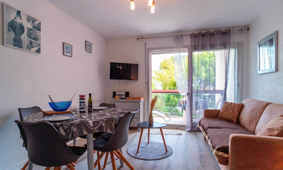 Saint-Jacques Apartment | Le Petit Saint Jacques - A quelques mètres de la mer