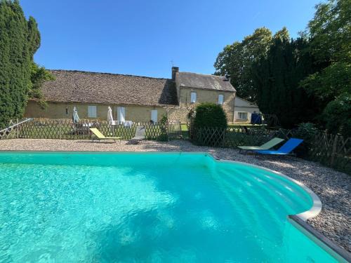 Marcillac-Saint-Quentin House | Le Pigeonnier piscine privée proche de Sarlat